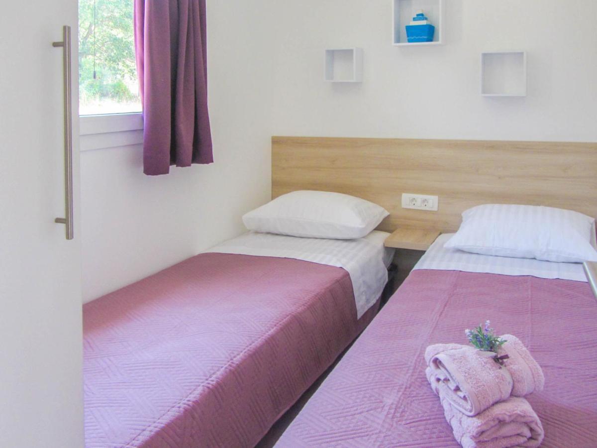 Mobile Home Opal 2 Biograd Na Moru Phòng bức ảnh